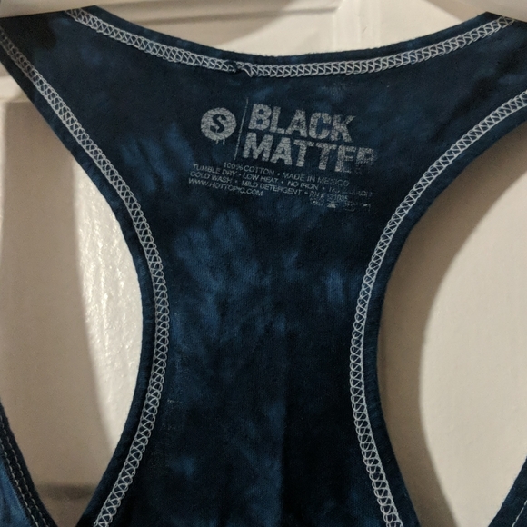 Blue tie-dye skull tank - Picture 3 of 3